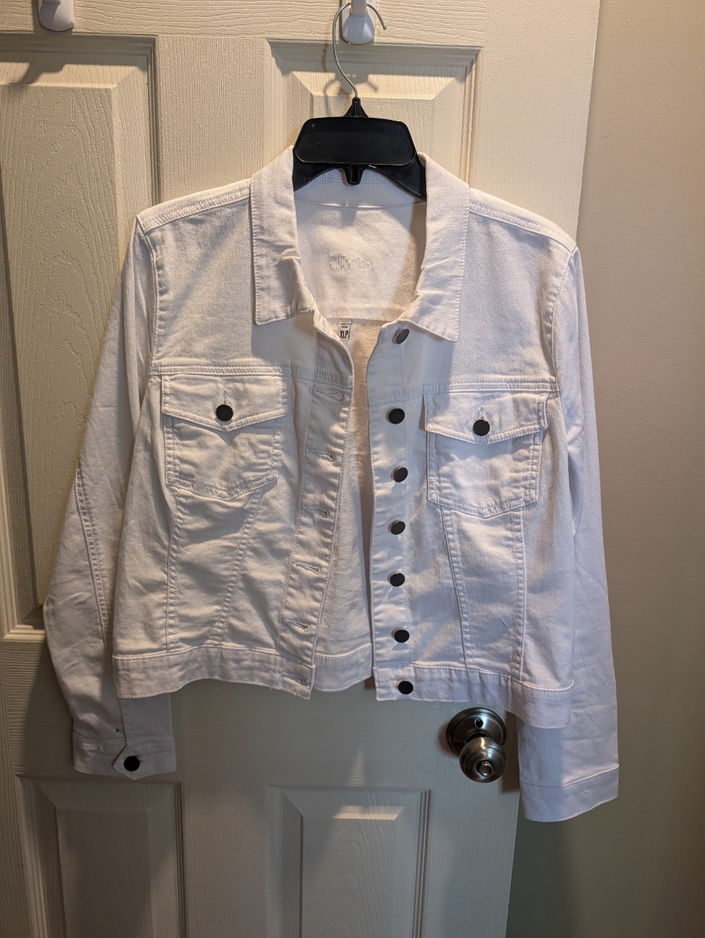 Kut from the Kloth White Denim Button-Up Jacket